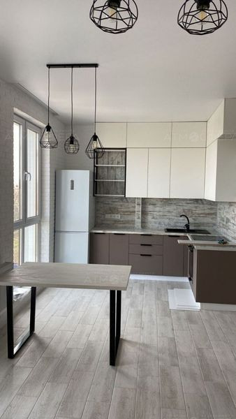Продается 3-х комнатная квартира в ЖК "Черное море"