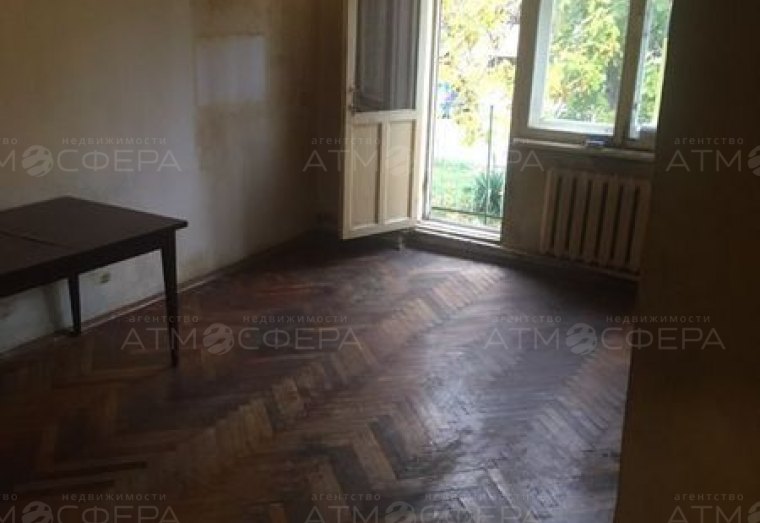 ул. Толстого 2-к. квартира, 44 м², 2/2 эт.