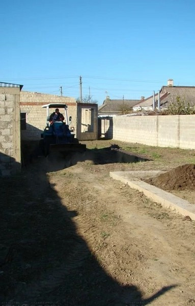 Участок ИЖС 5,6 сот в центре п. Веселовка