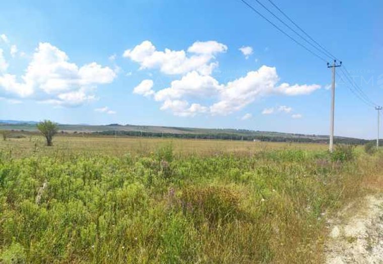 Угловой участок ИЖС 3 сотки в х. Семигорский
