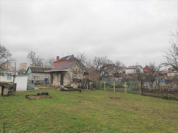 Продаётся участок со всеми коммуникациями в г. Анапа