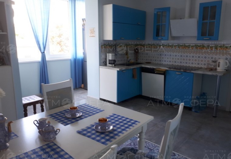 2-к. квартира, 76 м², 2/17 эт.