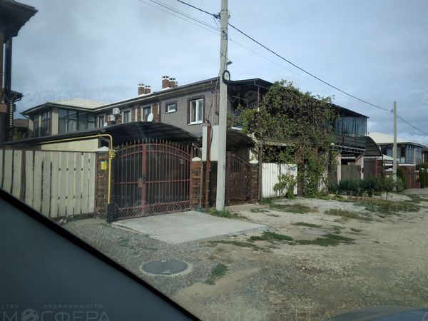 Продапется Таунхаус в Витязево