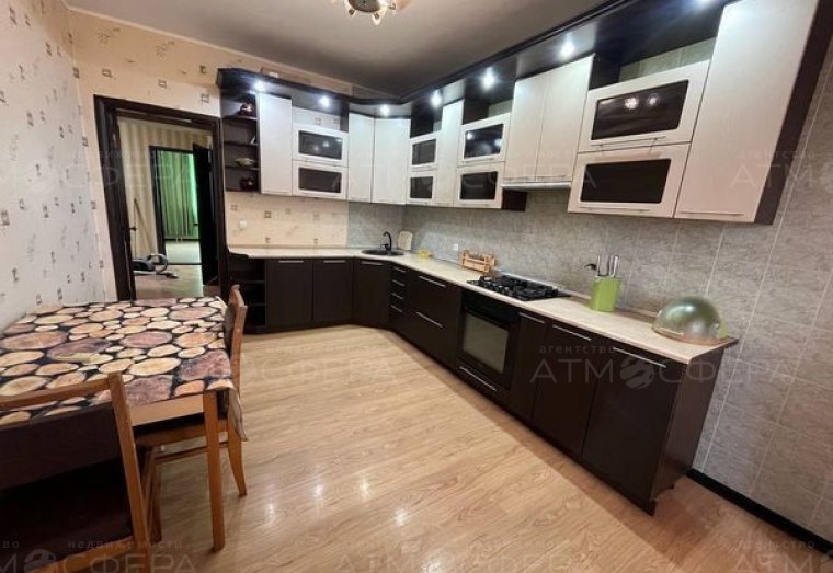 2-к. квартира, 68 м² на ул.Чехова