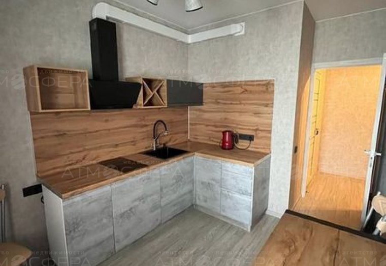 Квартира с ремонтом в новом ЖК на Пустошкина