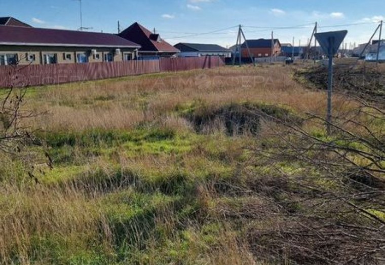 Угловой участок ИЖС 15 сот в п. Волна