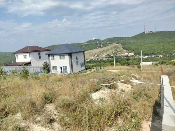Продаётся земельный участок в с. Варваровка