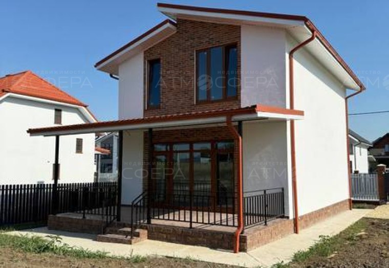 Продаётся 2-х этажный дом в ст. Гостагаевская