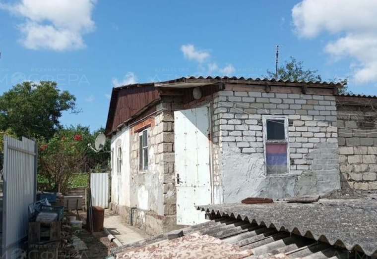 Ветхий дом в ст. Анапская