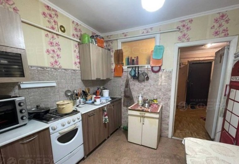 Трехкомнатная квартира в районе Ореховой рощи