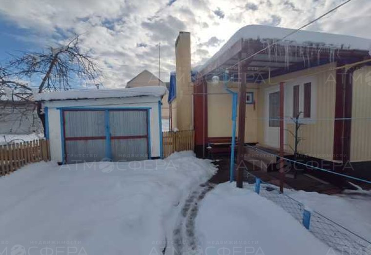 Продаётся дом на большом участке в ст. Гостагаевская